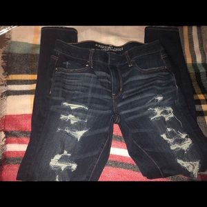 Size 10 AE High Waisted Skinny Jeans 🔥